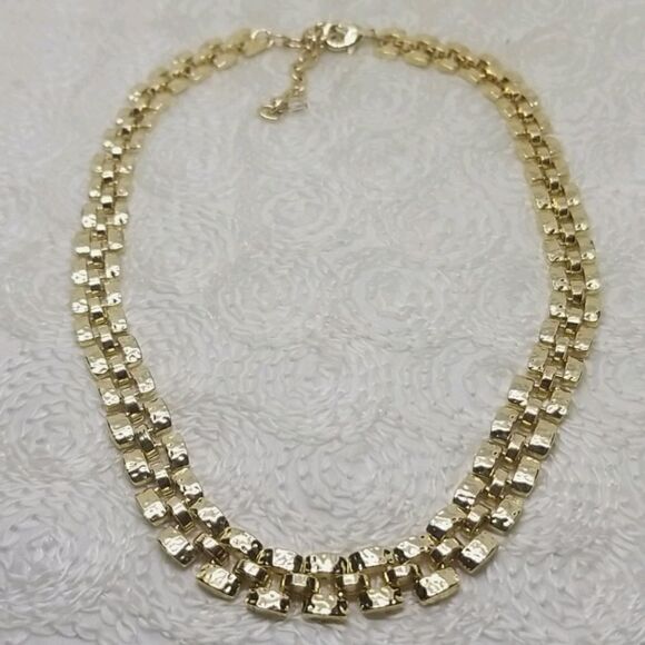 Gold Tone Necklace Rectangle Three Rows Link Necklace - Picture 2 of 9